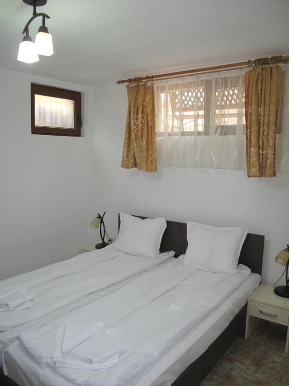 Rosiem House Hotel Techirghiol Bilik gambar